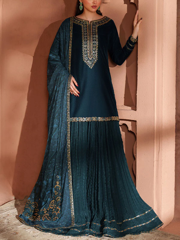  VELVET Heavy Embroidered Dress With Chiffon Printed Dupatta (Unstitched) (CHI-1081)
