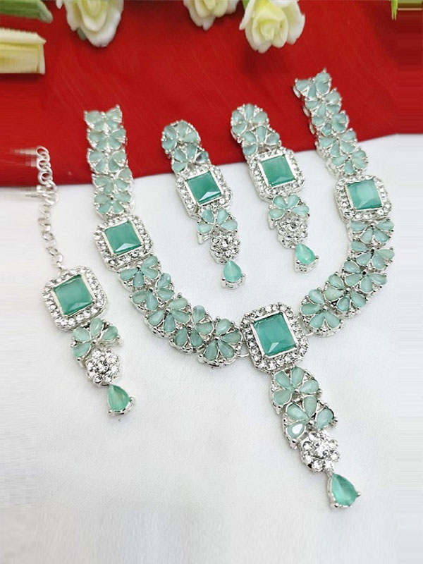 Silver Zircon Necklace Set with Earrings and Bindia (ZV:29248)